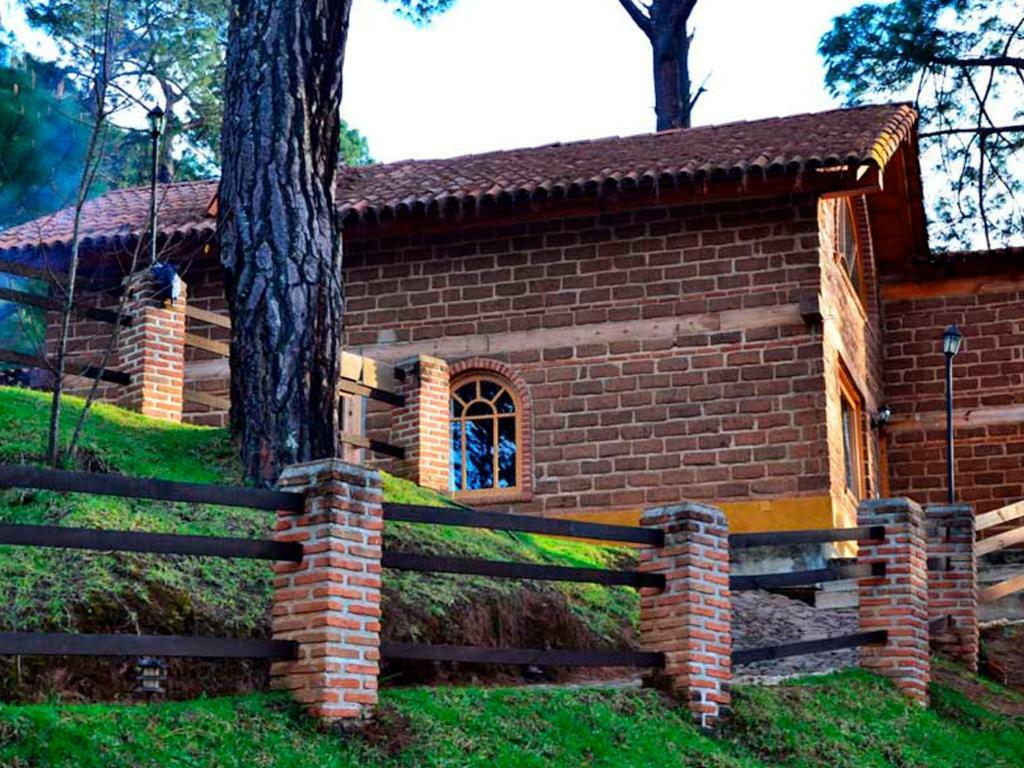 Bosque La Luna Villa Mazamitla Eksteriør bilde